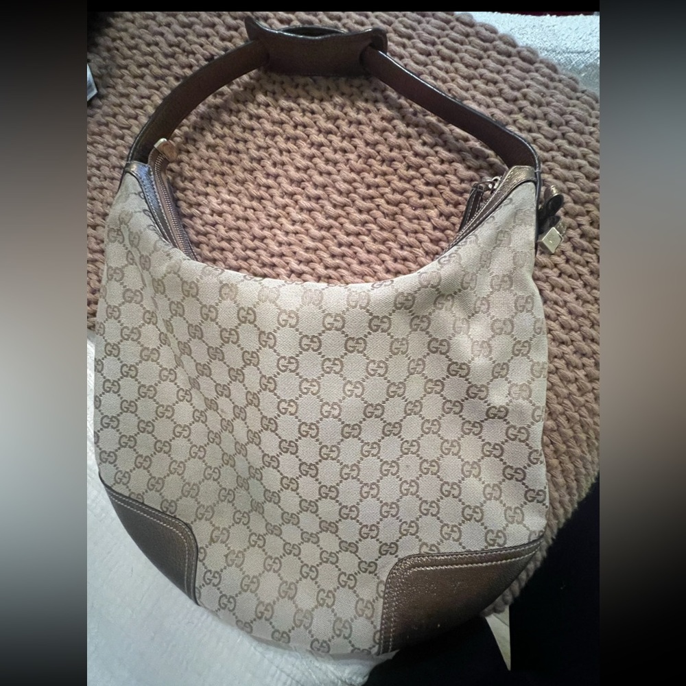Gucci Princy Hobo Canvas Gucci bag 12x15 inches.